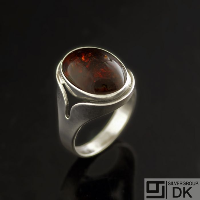 Danish Silver Ring w/ Amber - Einer Fehrn/ Ravfehrn/ House of Amber -  VINTAGE