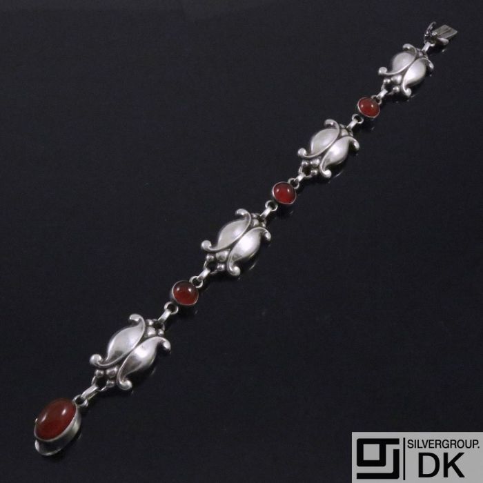 Sterling silver with carnelian bracelet by LjBjewelry | Silver bracelet,  Red stone bracelet, Carnelian bracelet