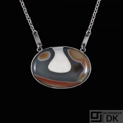Lise Mayer. Danish Sterling Silver Pendant with Agate.