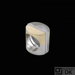 Three-pcs. Platinum Ring with 18k Gold, Diamonds and plexi glass.